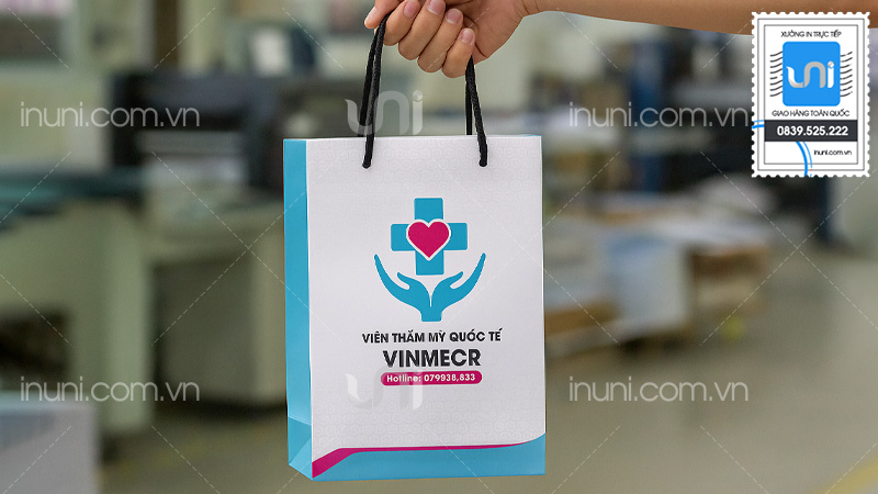 Mẫu túi giấy bệnh viện chuyên nghiệp