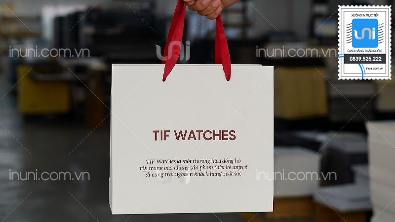 Ưu đãi đặc biệt khi in túi giấy đựng đồng hồ tại UNI