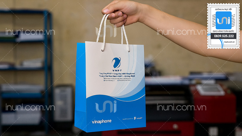 Mẫu túi giấy viễn thông nổi bật