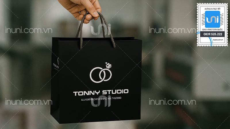 Tầm quan trọng của túi giấy thiết kế với các cửa hàng áo cưới